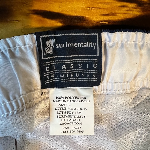 Surf Mentality Mens Swim Trunks | Pristine Condition, Size SM | Lots of Pockets - Picture 6 of 6
